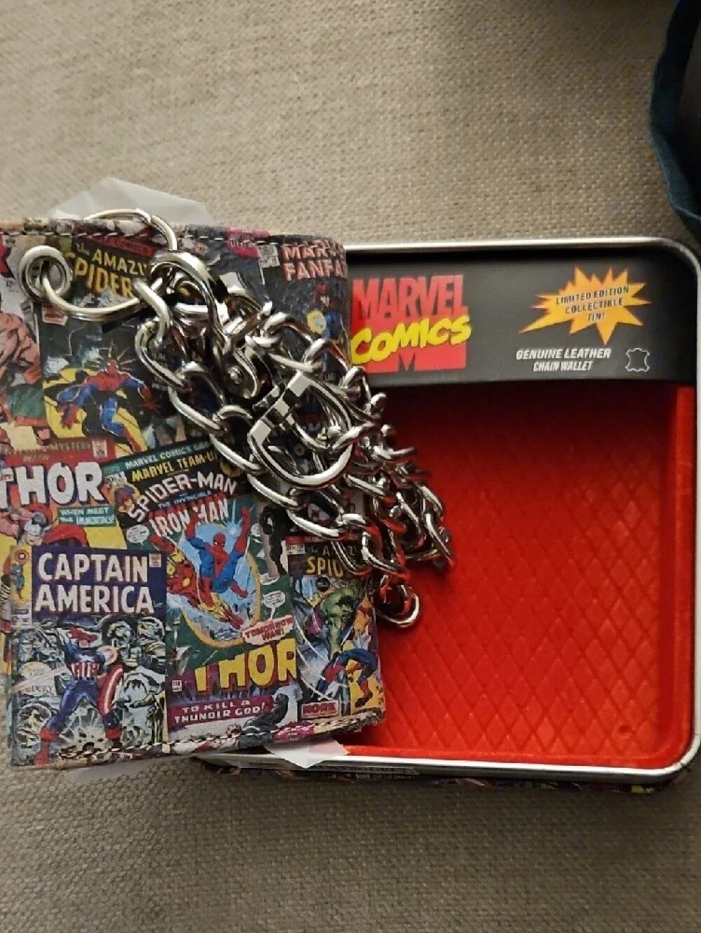 Marvel Comics Super Hero Card Wallet Keychain - Multicolor